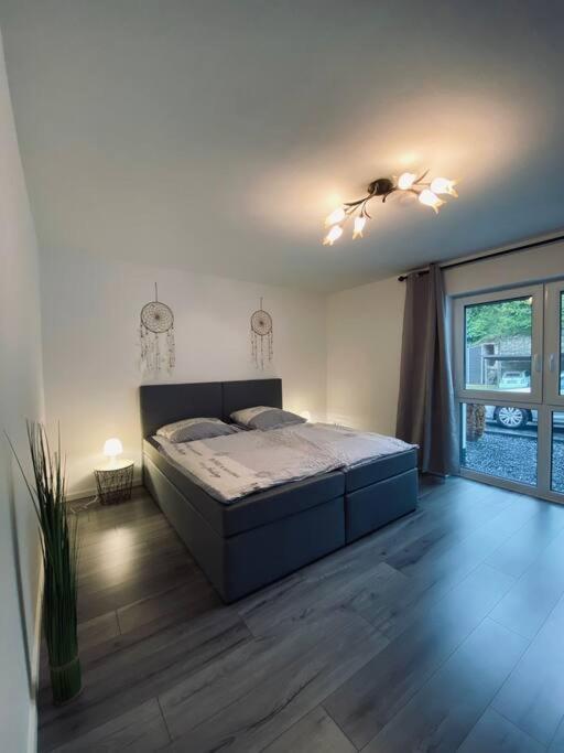 Grosse Moderne Ferienwohnung Auch Als Monteur Unterkunft Nutzbar, In Stolberg - Vicht Luaran gambar